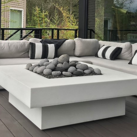 Outdoor Furniture Fire Table - طقم أريكة خارجية مع طاولة موقد