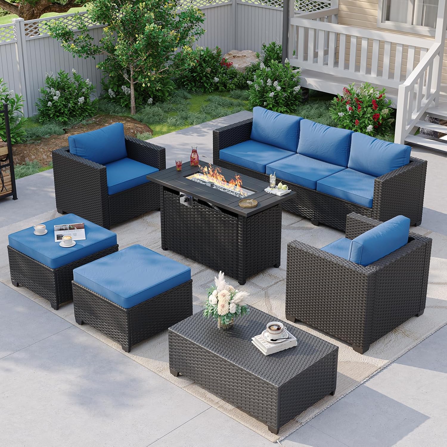 Outdoor Furniture Fire Table - أريكة خارجية زرقاء داكنة مع طاولة