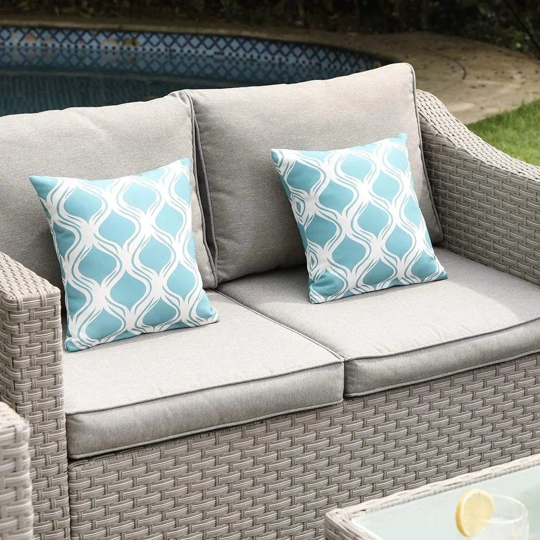 Outdoor Furniture Fire Table - -أثاث خارجي مكون من 5 قطع