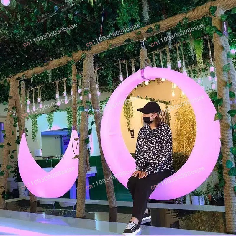 كرسي أرجوحة معلق مضيء للاستخدا - مراجعة Garden Swing Chair وسعره