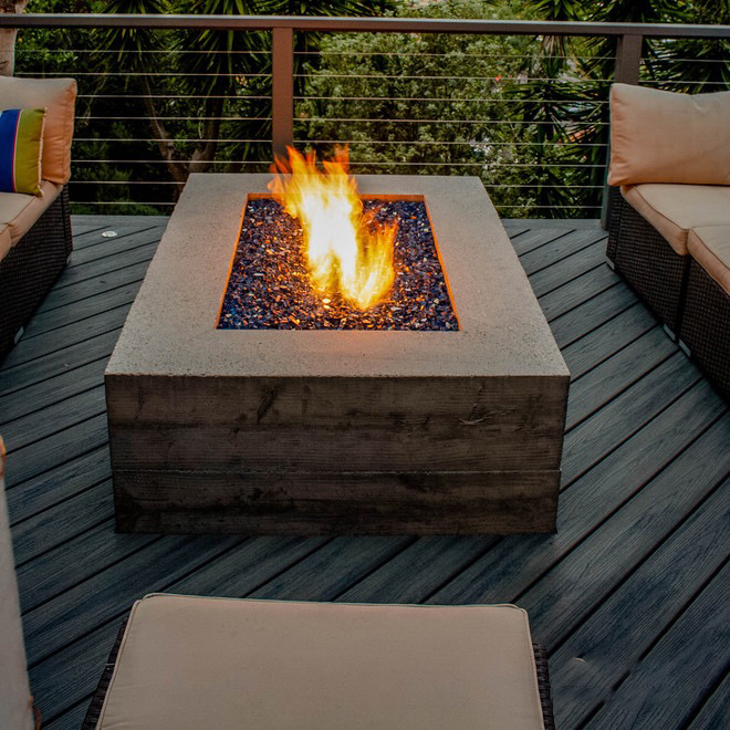 مجموعة أثاث خارجي حديثة من الف - مراجعة Outdoor Furniture Fire Table وسعره