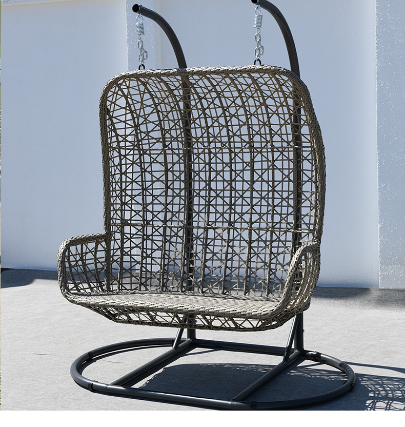 كرسي مزدوج للحدائق والشرفات ال - مراجعة Garden Swing Chair وسعره